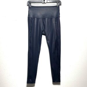 Beyond Yoga High Rise High Shine Legging with ribbon detail Medium L88